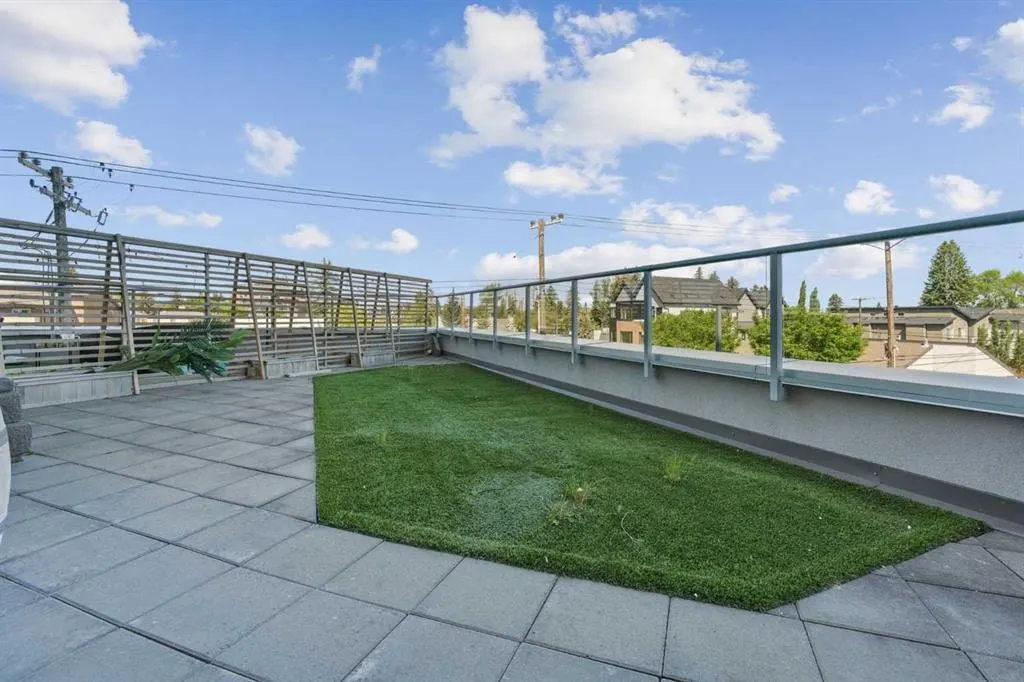 2505 17 Avenue SW #302 — photo 3