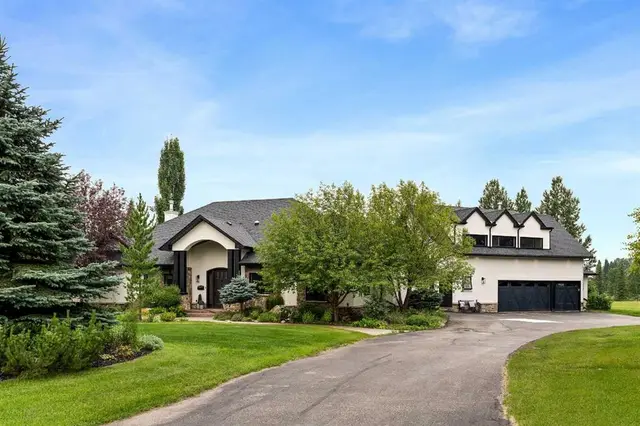 31 Sterling Springs Crescent