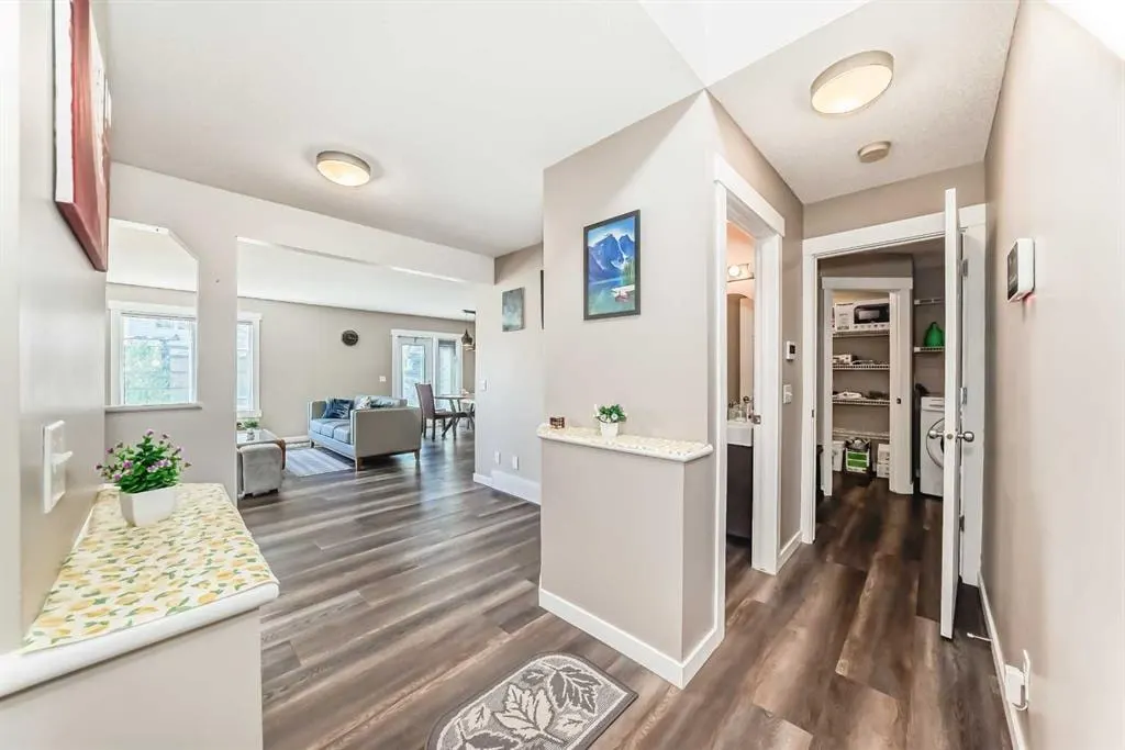 442 Citadel Drive NW — photo 3