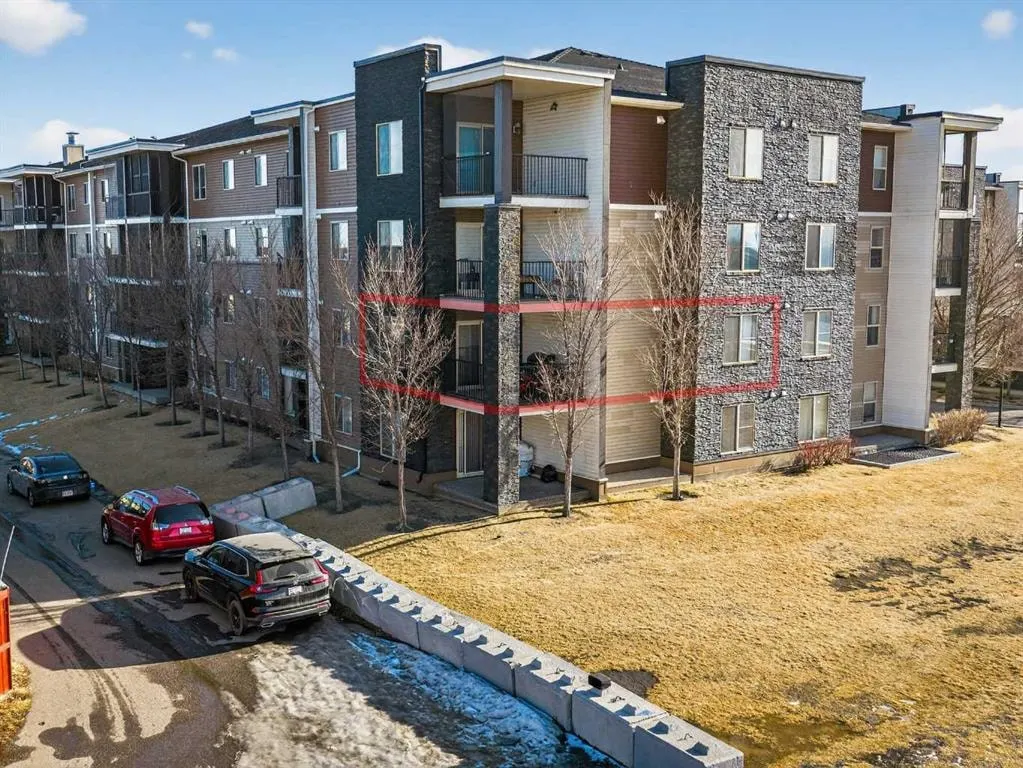 7110 80 Avenue NE #202 — photo 1