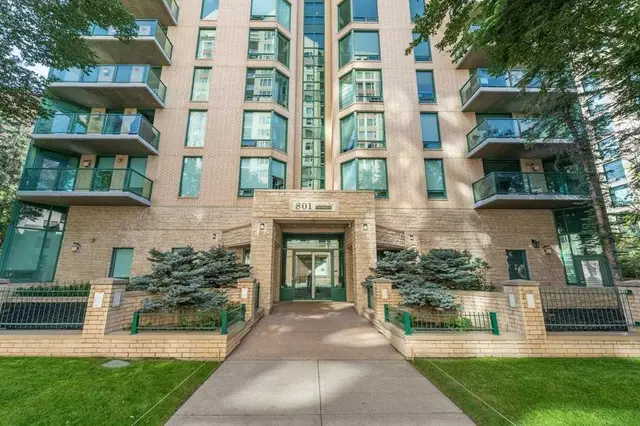 801 2 Avenue SW #802