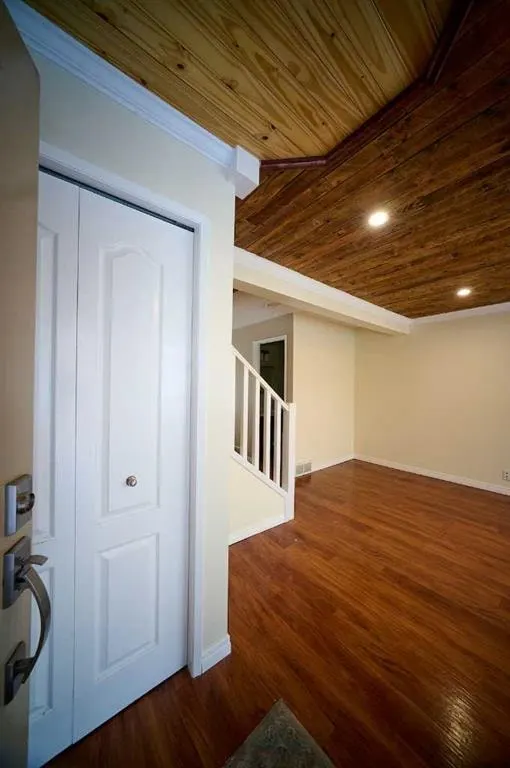 380 Bermuda Drive NW #30 — photo 2