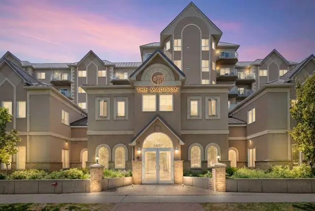 1507 Centre A Street NE #512