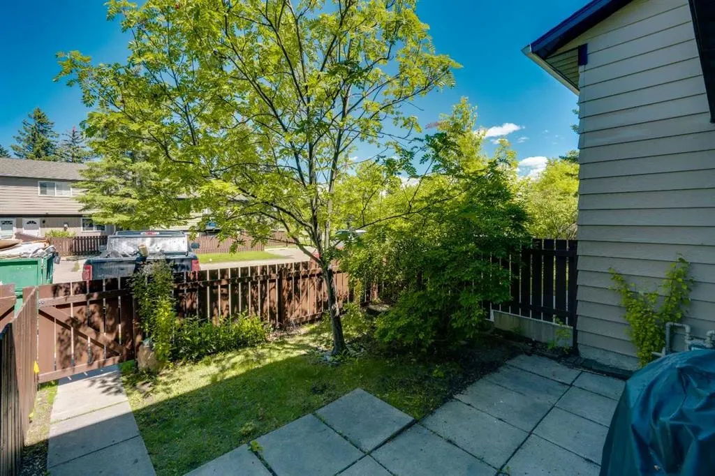 7205 4 Street NE #13 — photo 3