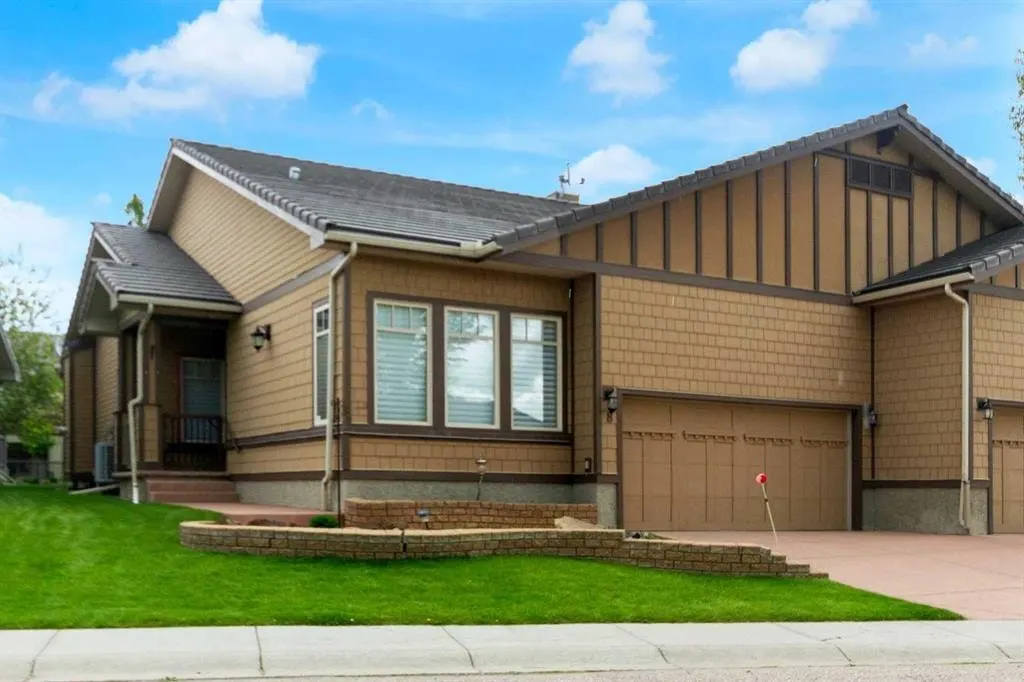 8 Bridle Estates Manor SW — photo 1