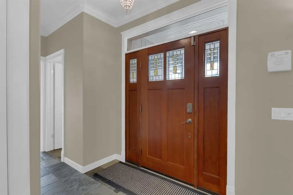 8 Bridle Estates Manor SW — photo 2