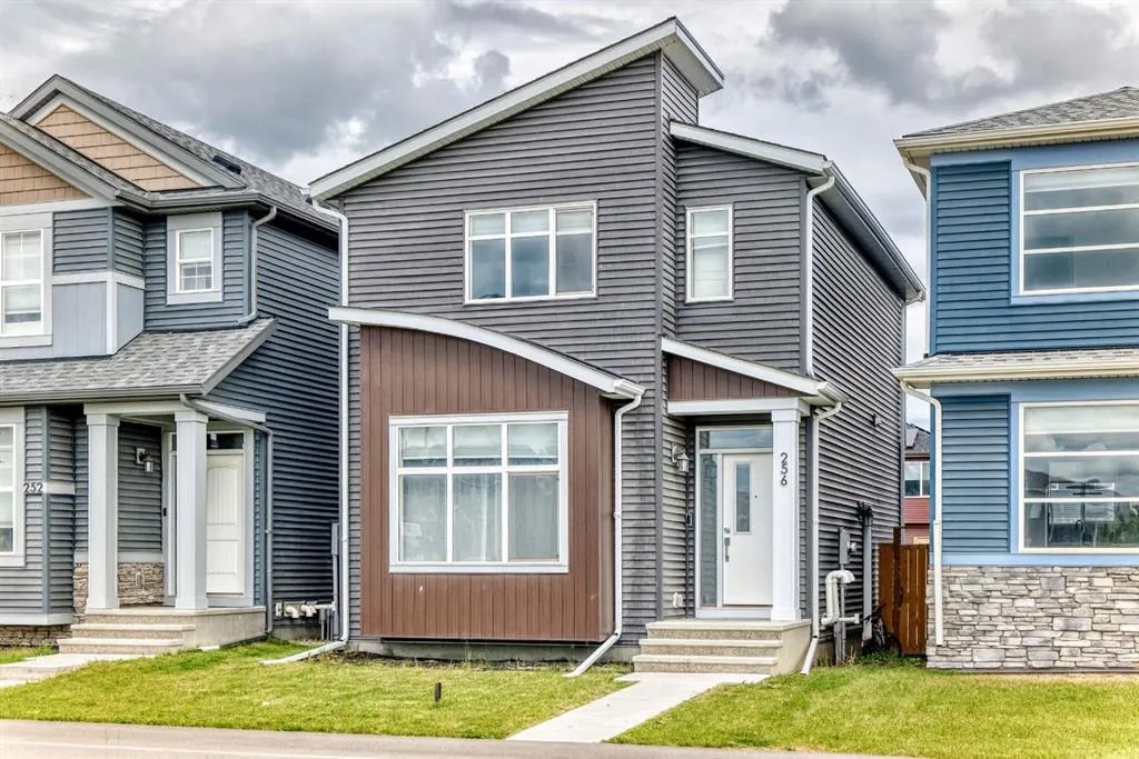 256 Belmont Boulevard SW — photo 1
