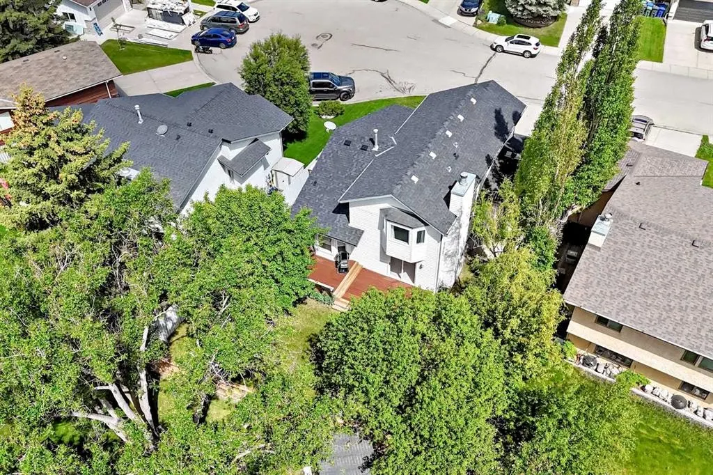 308 Downey Place — photo 3