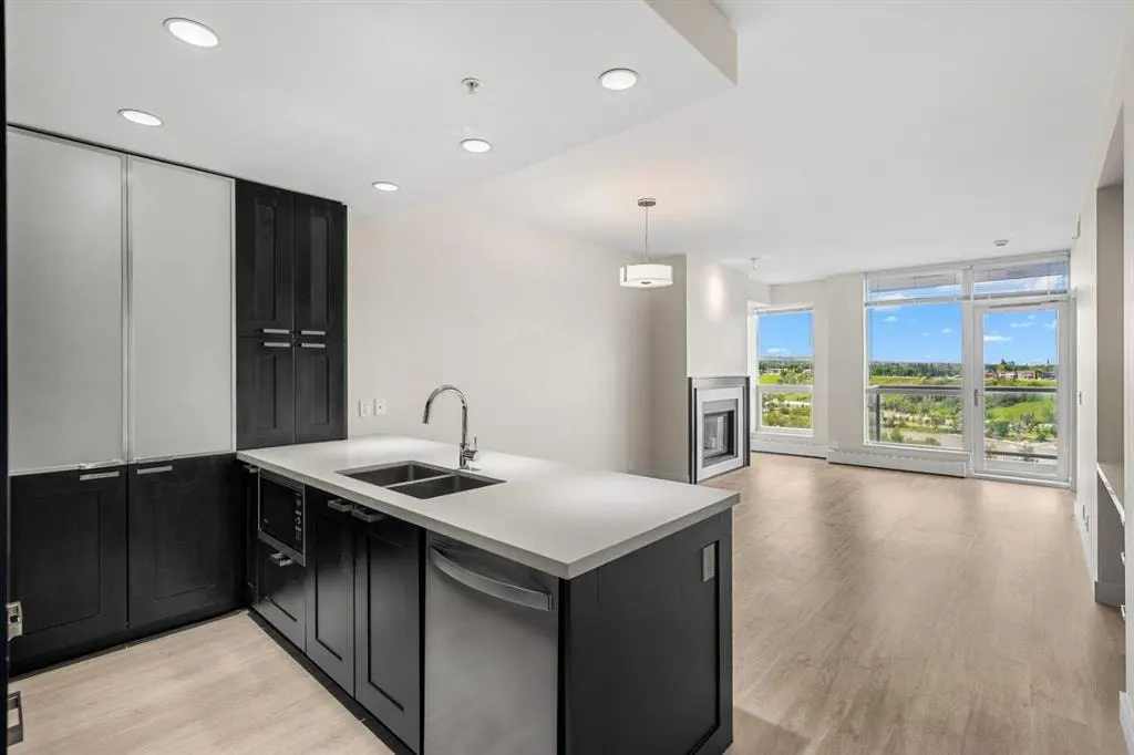 222 Riverfront Avenue SW #1712 — photo 2