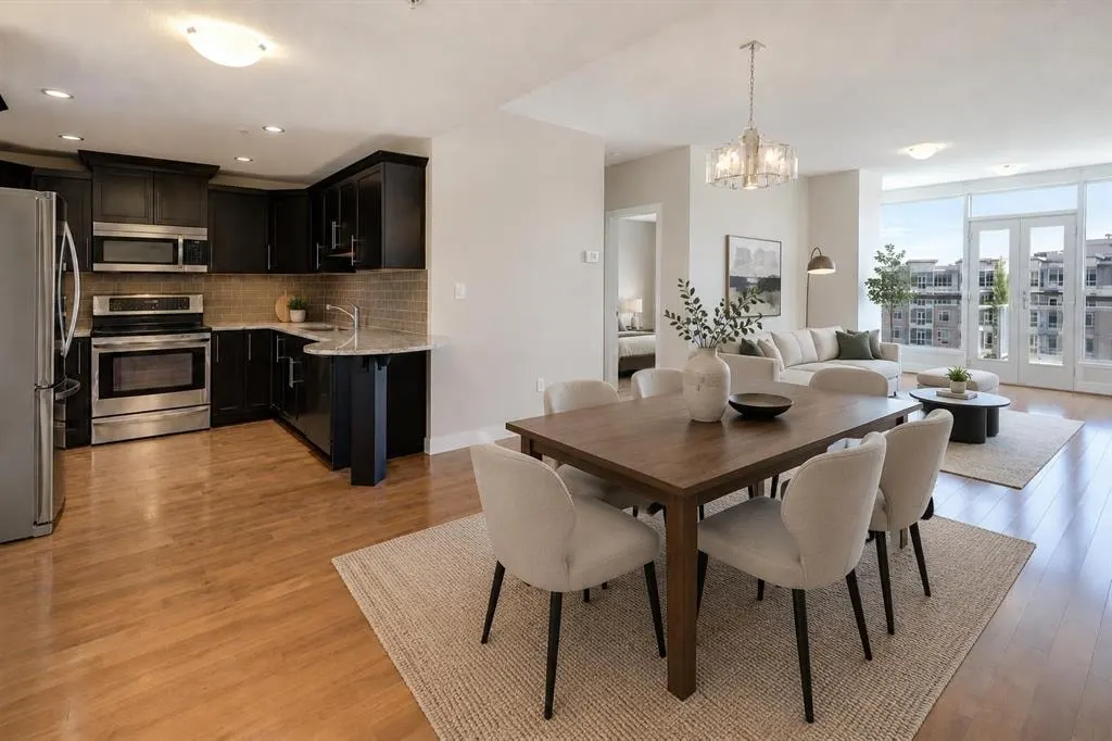 16 Varsity Estates Circle NW #810 — photo 3