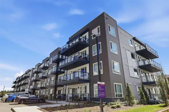 33 Carringham Gate NW #3304