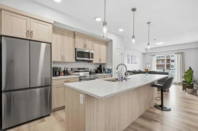 33 Carringham Gate NW #3207