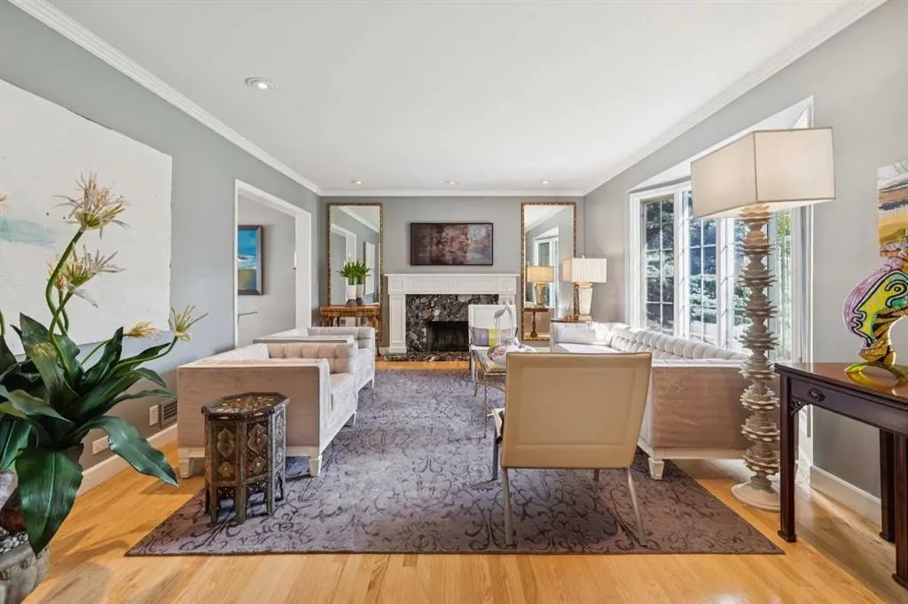 3115 Carleton Street SW