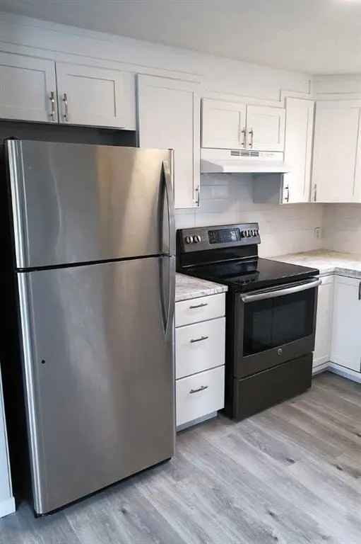 28 Riley Street NE — photo 2
