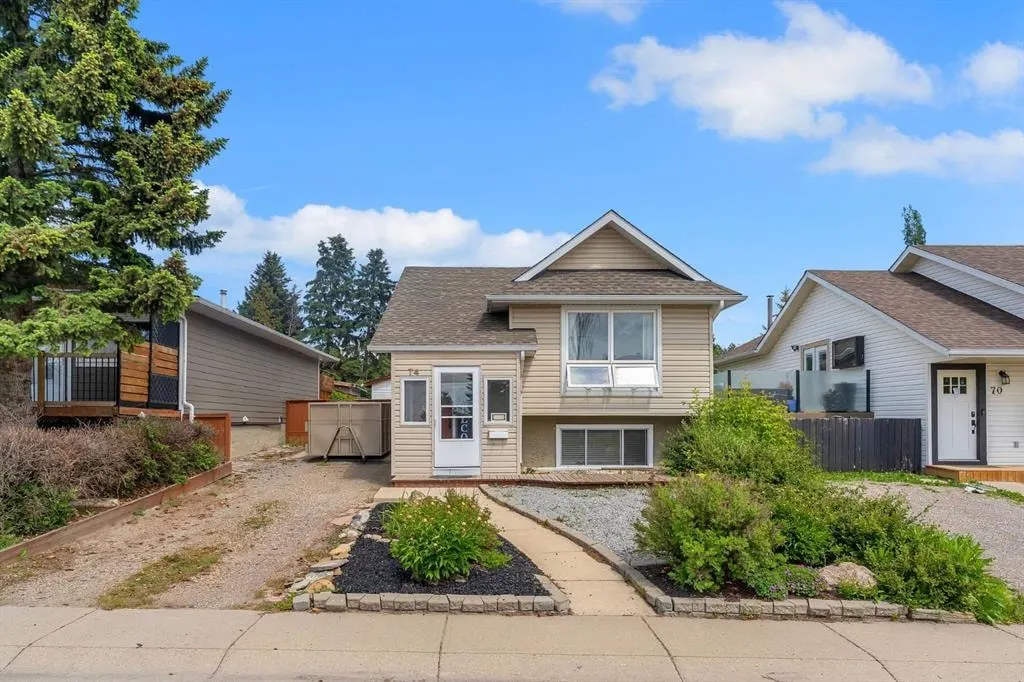 74 Eldorado Road SE — photo 1