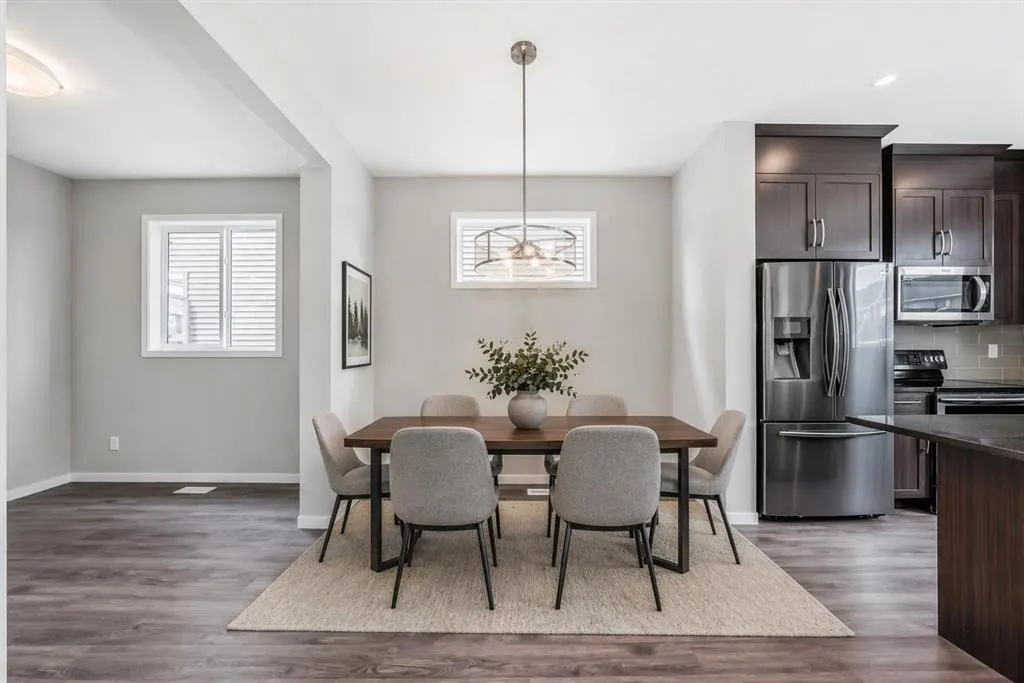 18 Willow Crescent — photo 3