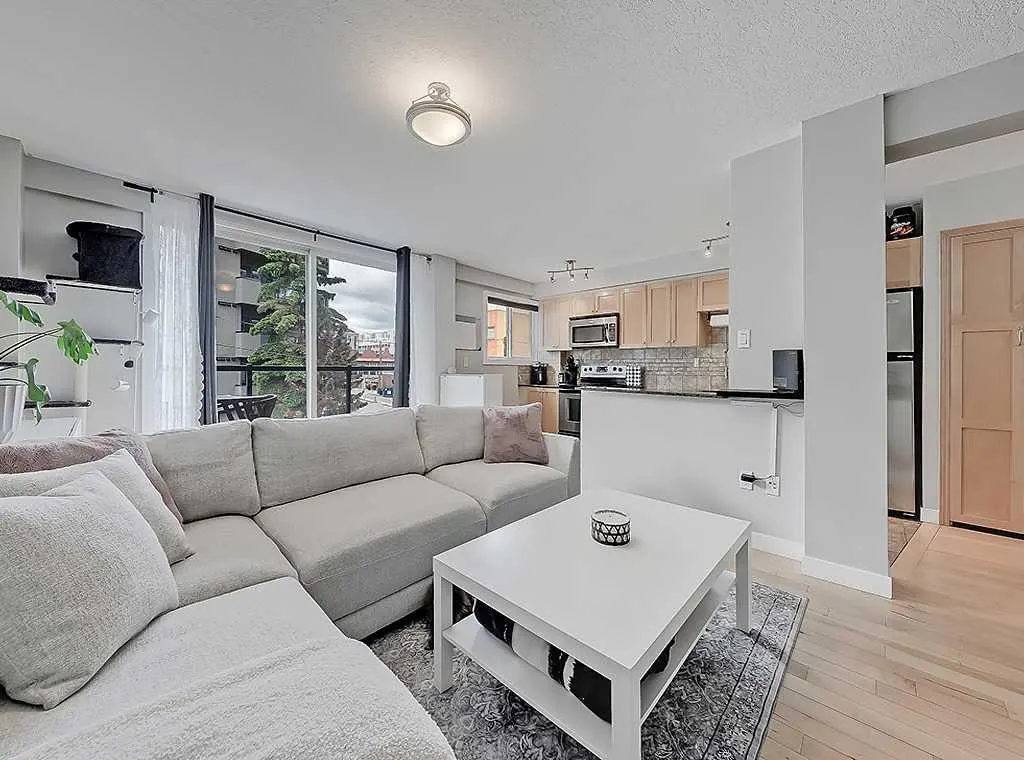 1715 13 Street SW #10 — photo 1