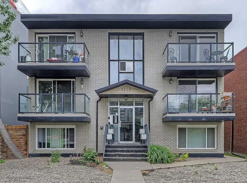 1715 13 Street SW #10 — photo 2