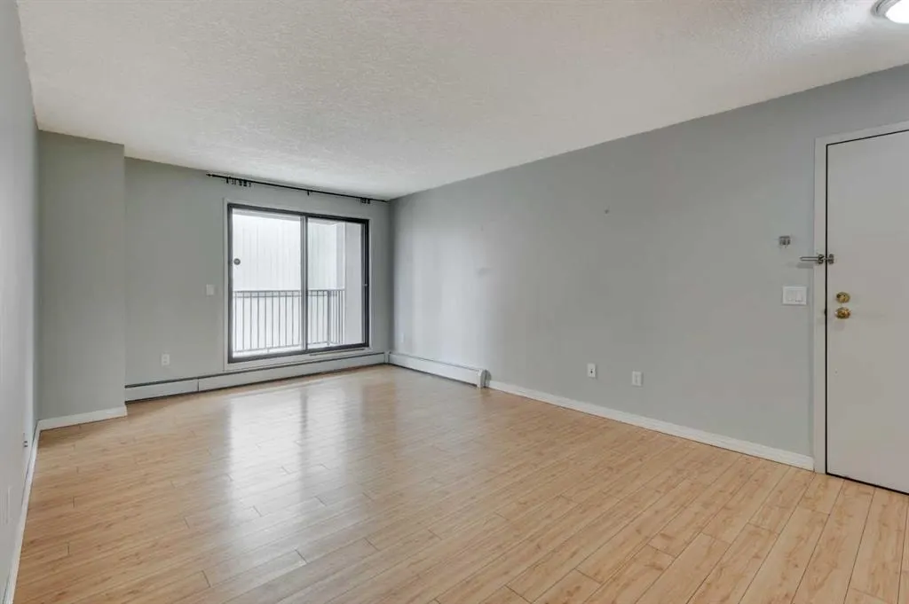13045 6 Street SW #1212 — photo 3