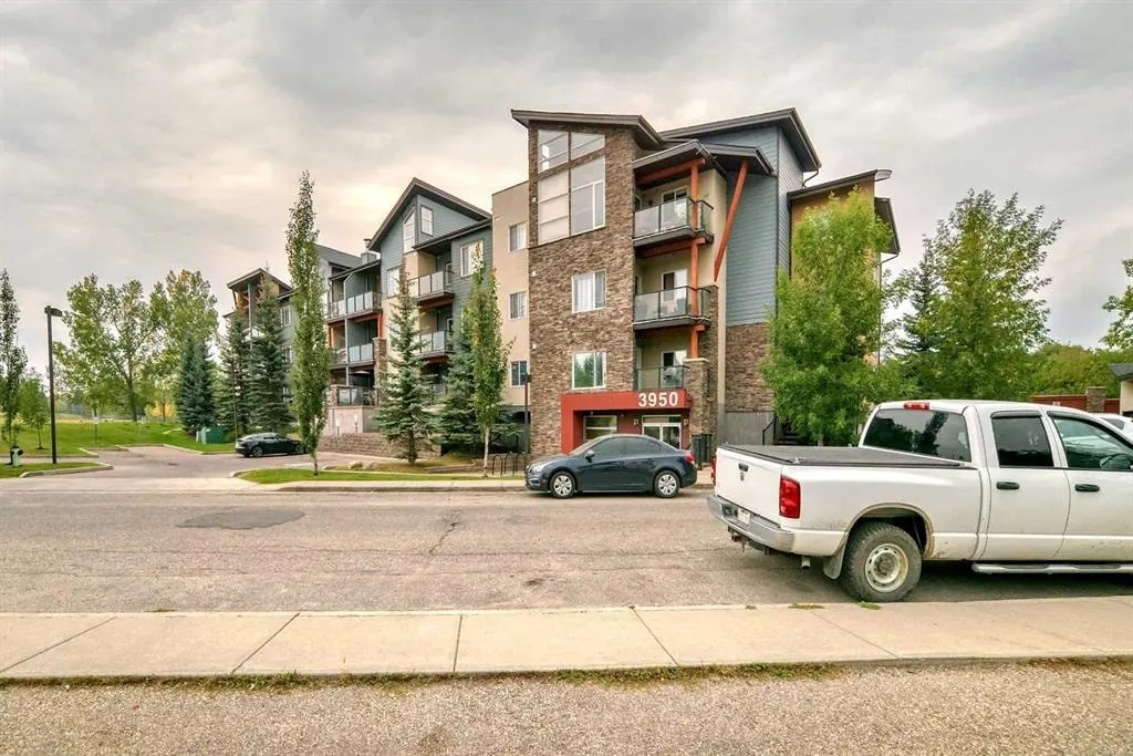 3950 46 Avenue NW #211 — photo 3