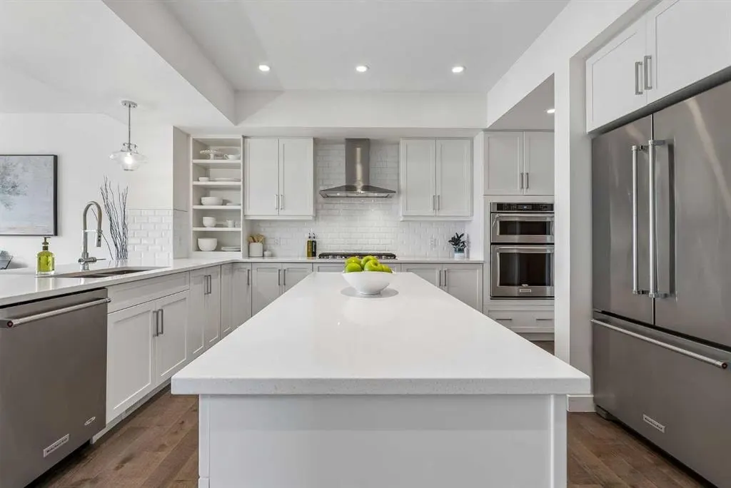 35 Mahogany Park SE — photo 2