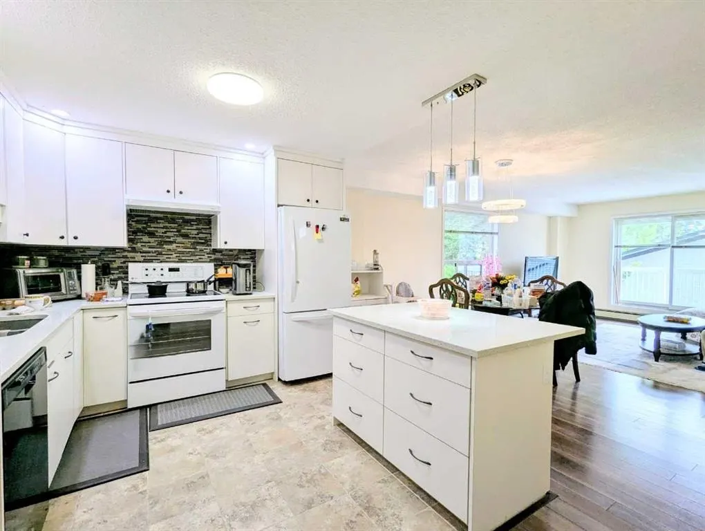 2211 29 Street SW #217 — photo 3