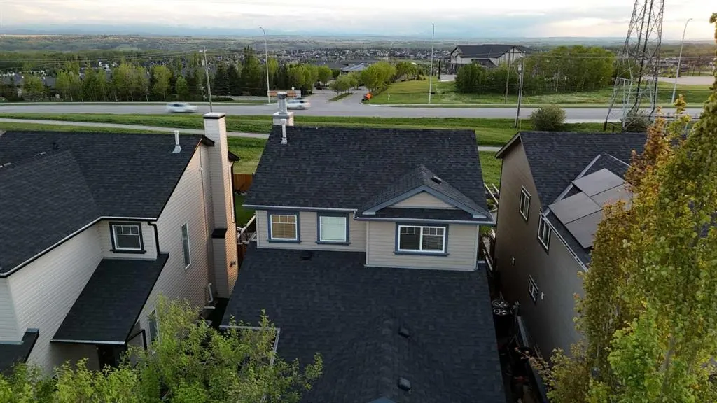 13 Tuscany Ridge Mews NW — photo 2