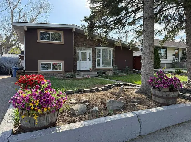 247 Simons Road NW
