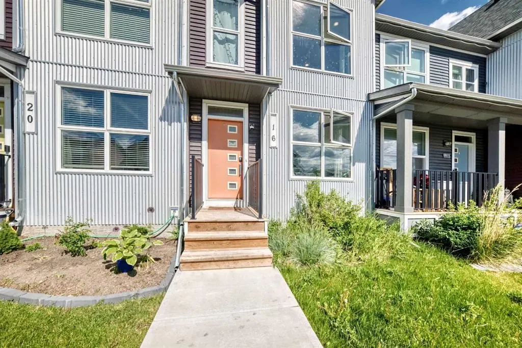 16 Carringvue Way NW — photo 2
