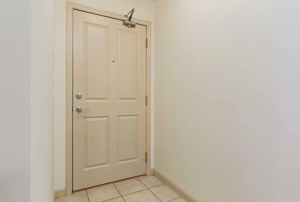 650 10 Street SW #505 — photo 2