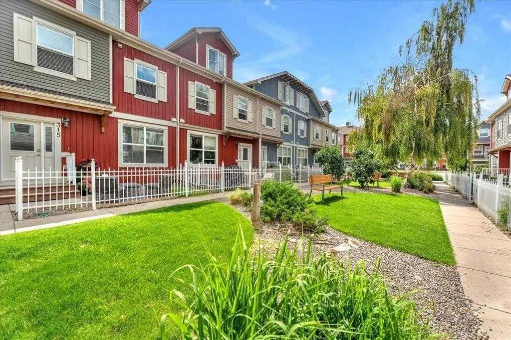 10 Auburn Bay Avenue SE #315 — photo 2