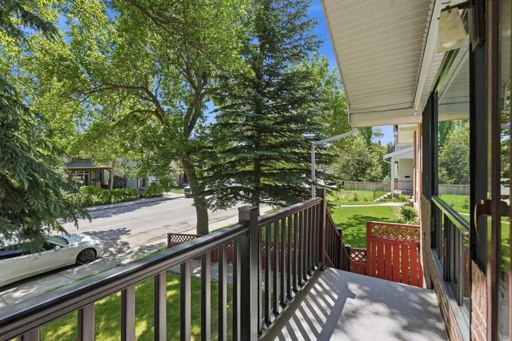 4205 16 Street SW — photo 2