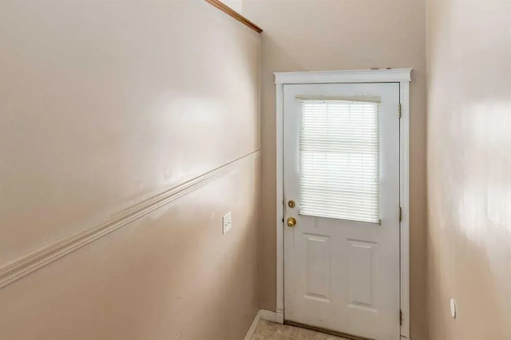 109 Hidden Creek Gardens NW — photo 2
