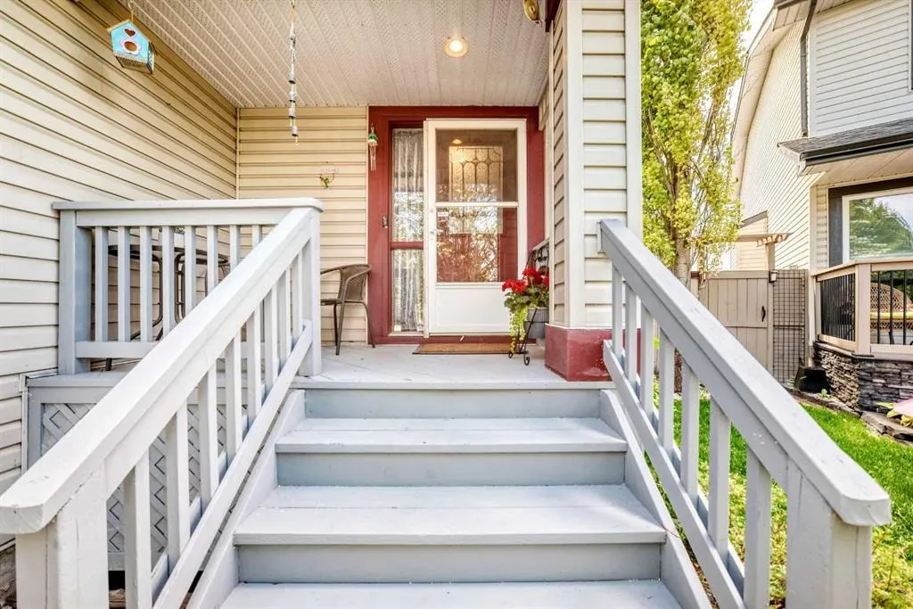 220 Shawbrooke Manor SW — photo 3