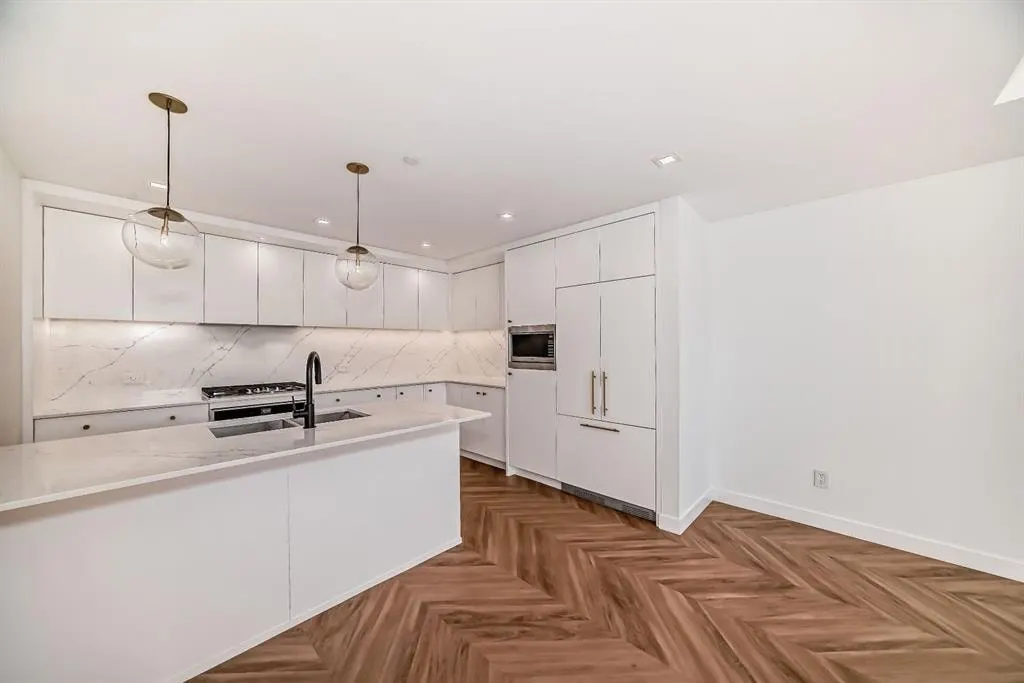 8445 Broadcast Avenue SW #112 — photo 3