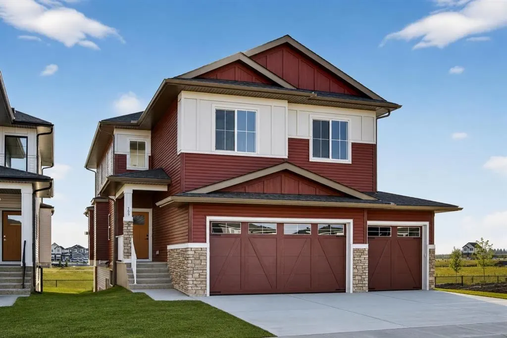 709 Dawson Common — photo 1