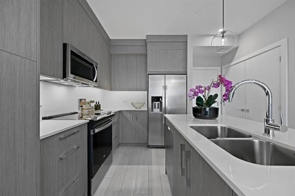 63 Corner Glen Crescent NE #2116 — photo 3