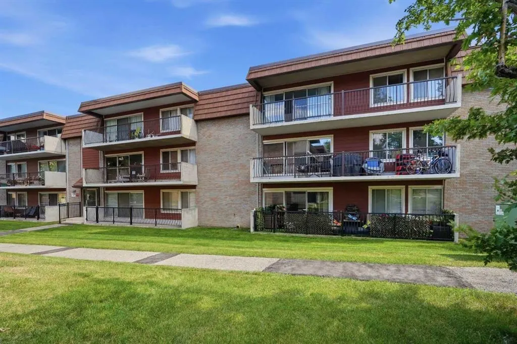 231 Heritage Drive SE #75D — photo 2