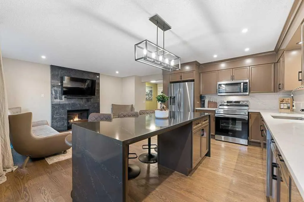 173 Bridleridge View SW — photo 2
