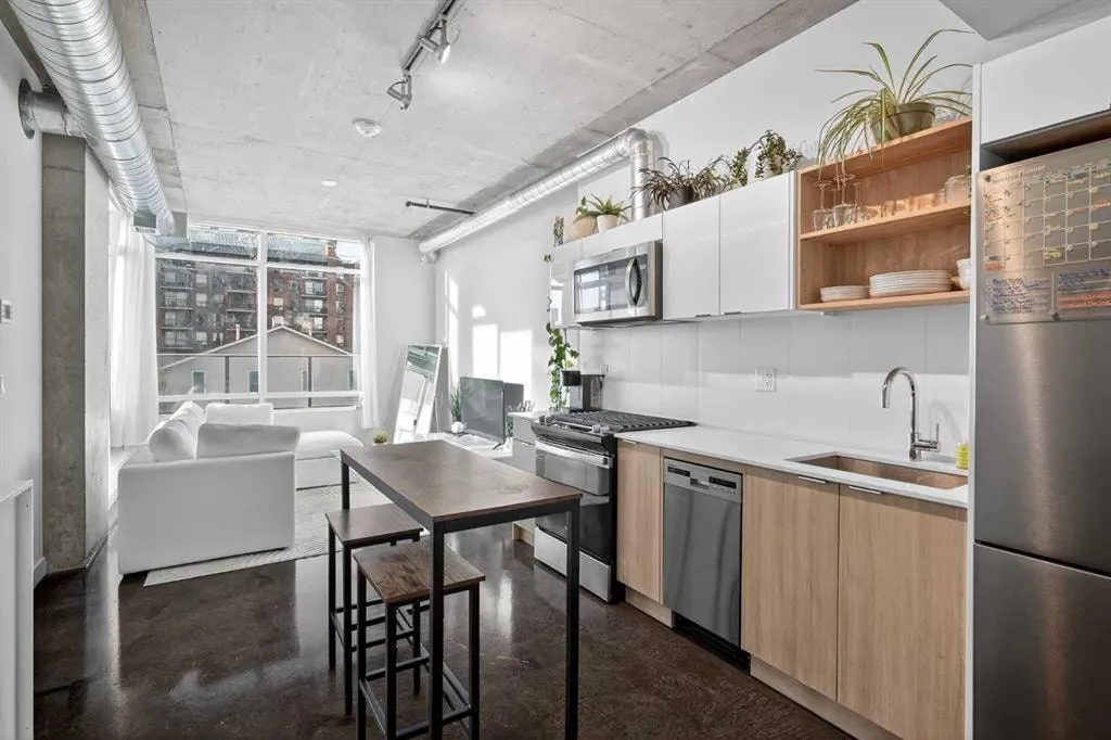 1319 14 Avenue SW #203 — photo 1