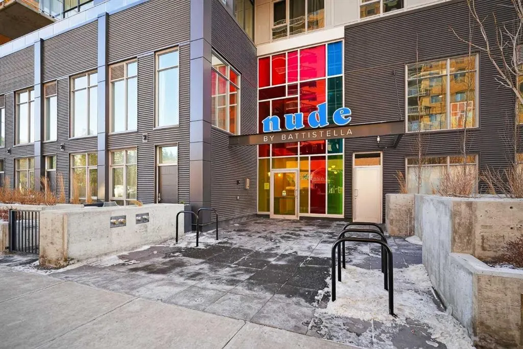 1319 14 Avenue SW #203 — photo 2