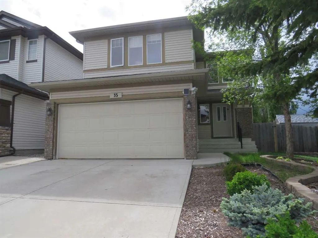 35 Panamount View NW — photo 2