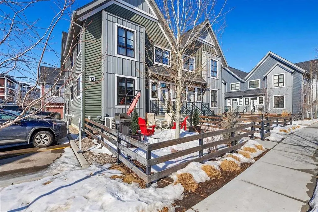 100 Walgrove Court SE #3401 — photo 3