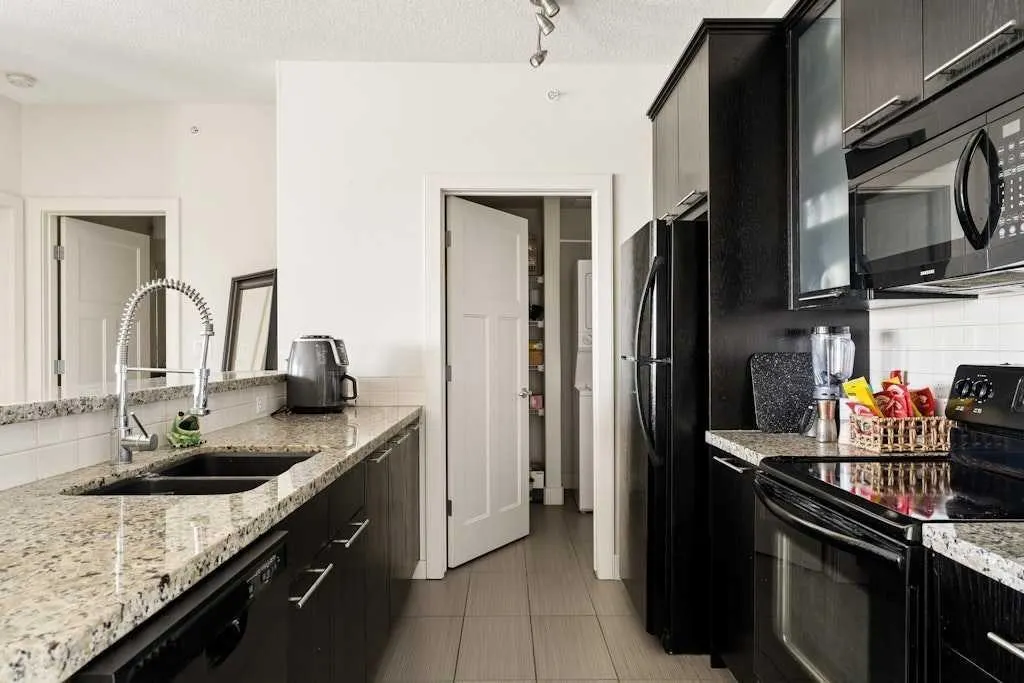 3410 20 Street SW #313 — photo 3