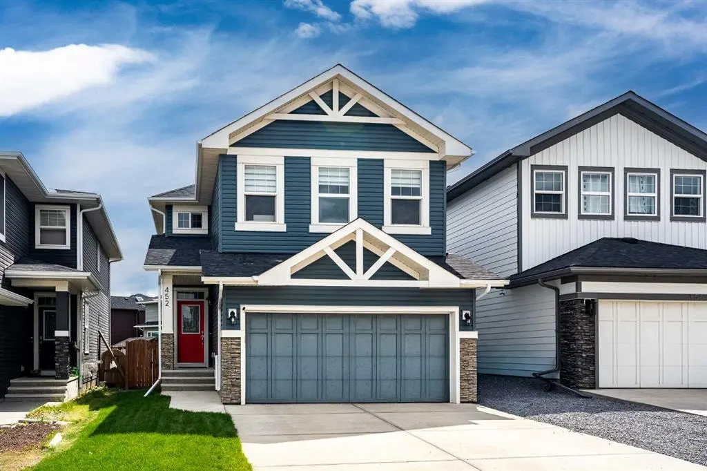 452 Evansglen Drive NW — photo 1