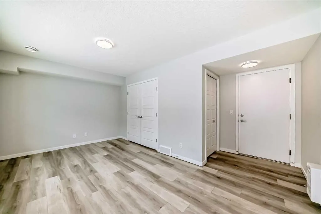 42 Cranbrook Gardens SE #136 — photo 3