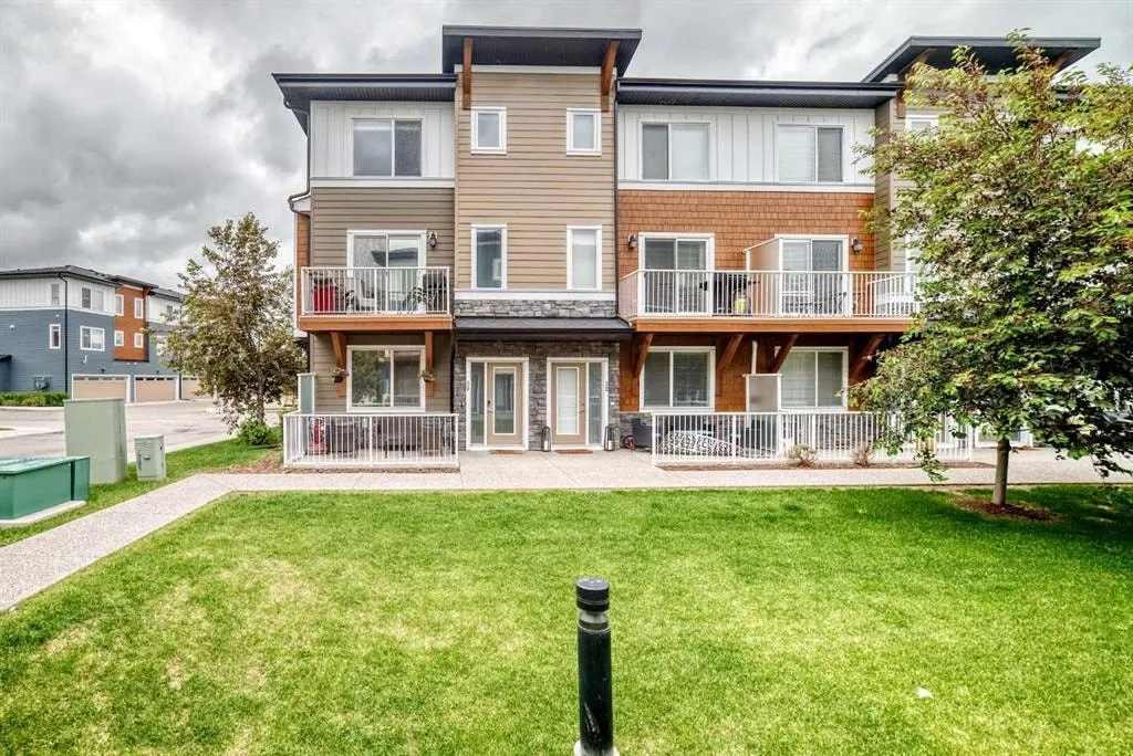 111 Rainbow Falls Gate #30 — photo 1