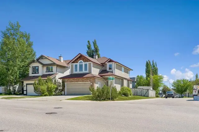 86 Tuscany Ravine Road NW