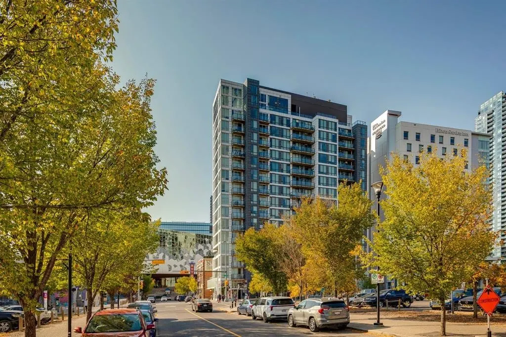 450 8 Avenue SE #1003 — photo 1