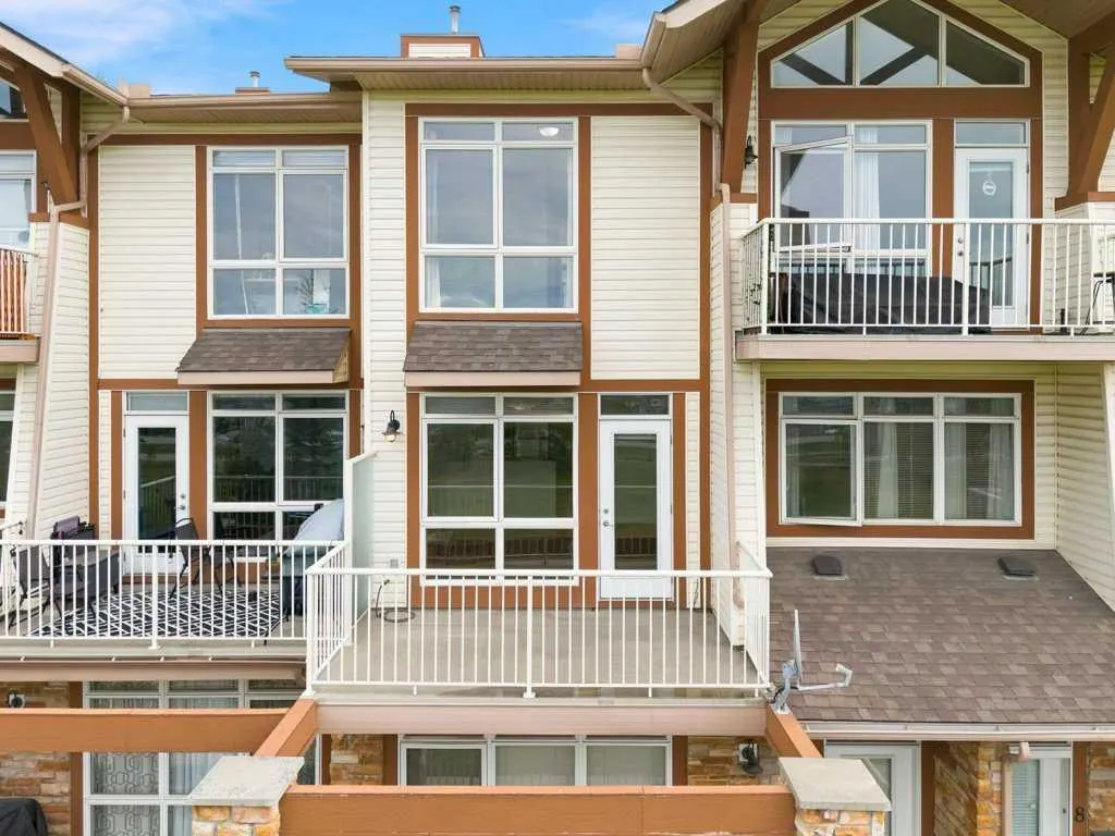 133 Rockyledge View NW #11 — photo 2